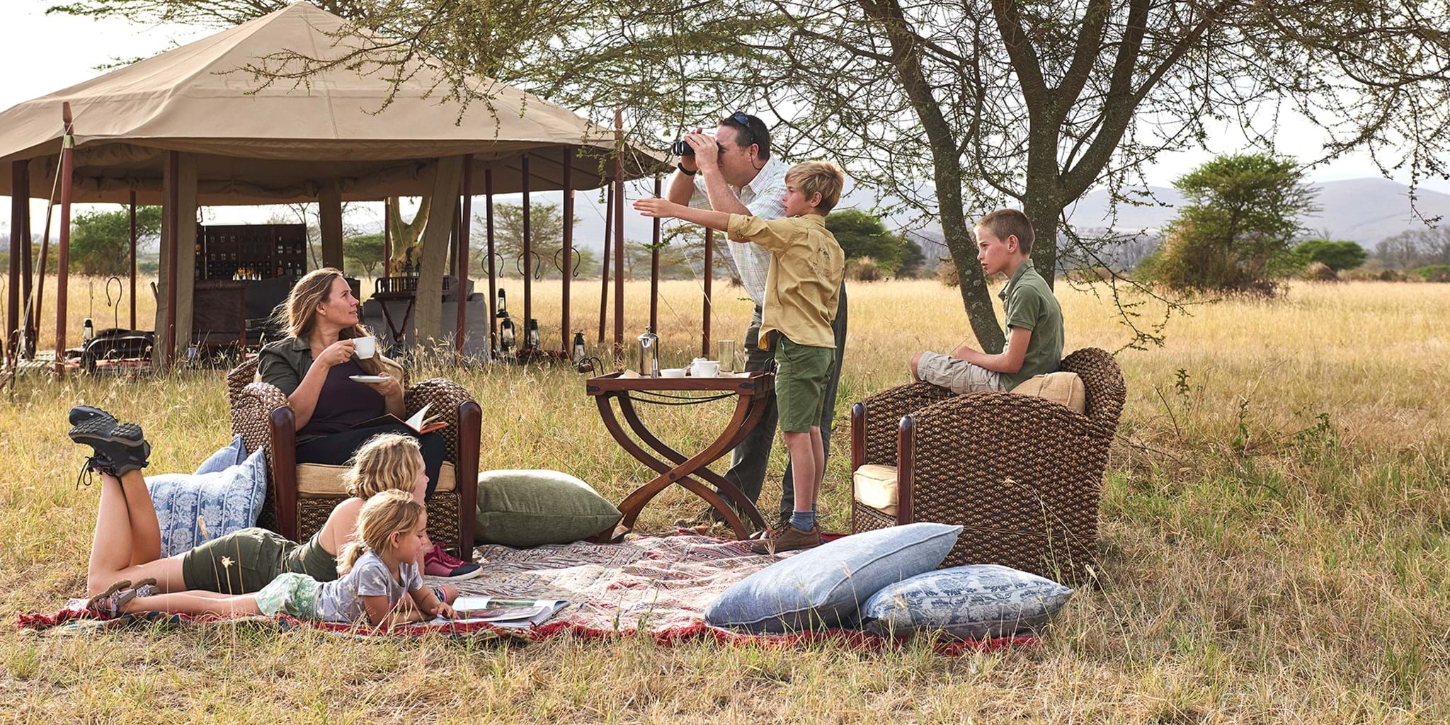 Wie man einen Safari mit Kindern für das beste Urlaubserlebnis plant: Afrikanische Safaris sind für Kinder oft lebensverändernde Ereignisse 