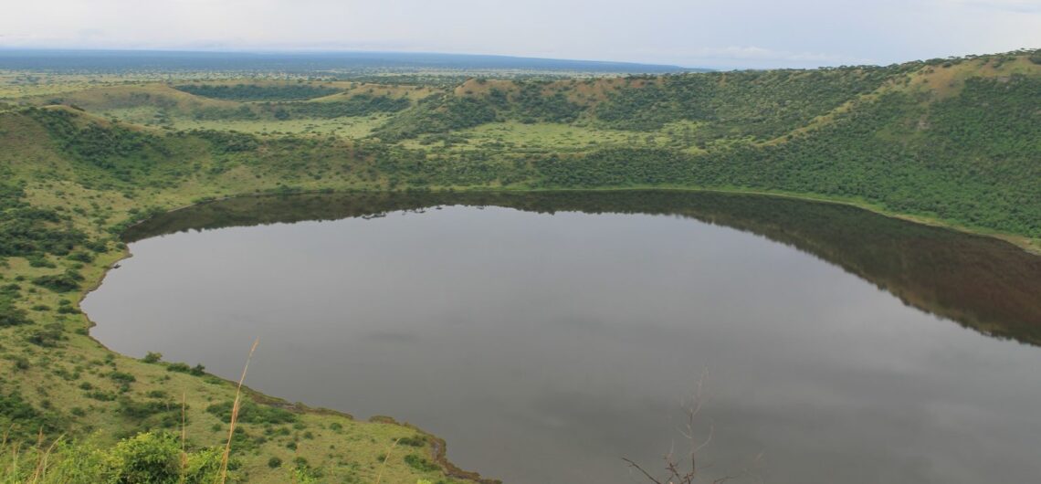 Lake Katwe Craters in Queen Elizabeth National park: The Explosion Craters are a group of old volcano holes in Queen Elizabeth Park in Uganda.