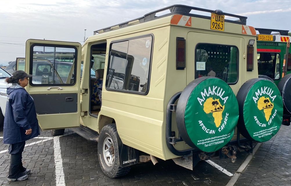 Our guest is getting into the safari landcruiser