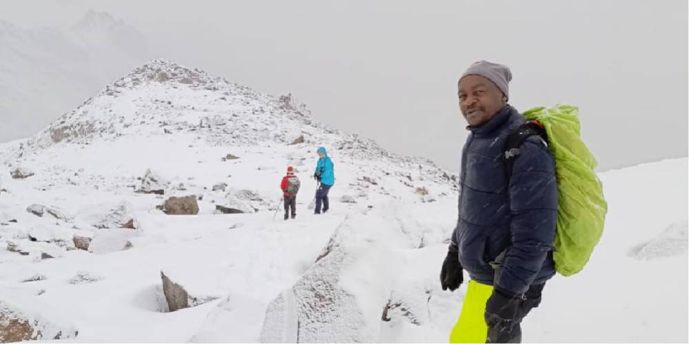 Is Hiking Affected by Weather on Kenya and Tanzania Safaris?